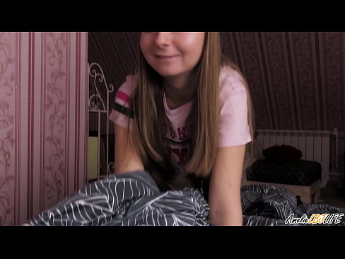 ❤️ Blondie waxay si qoto dheer u nuugtaa BFF's waxayna ku dhufanaysaa afkeeda Galmo ❌❤